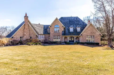 5443 Belmont Court Libertyville IL 60048