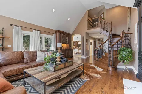 5443 Belmont Court Libertyville IL 60048