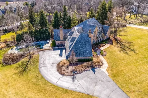 5443 Belmont Court Libertyville IL 60048