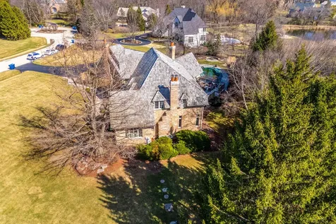 5443 Belmont Court Libertyville IL 60048