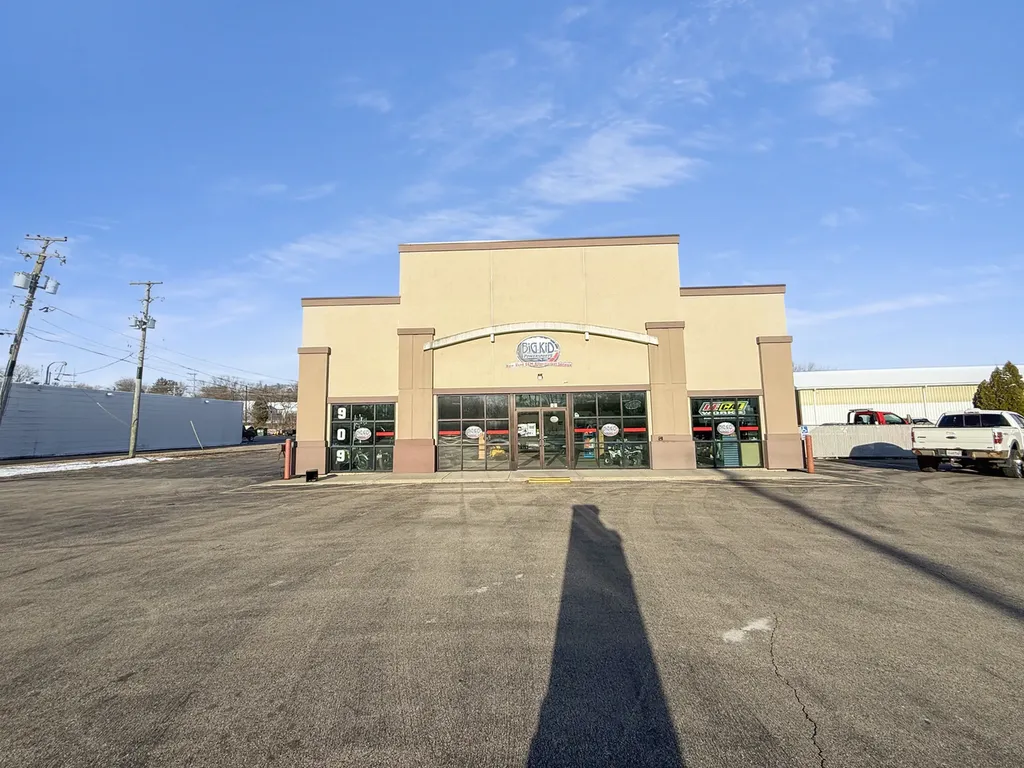 909 Front Street Mchenry IL 60050
