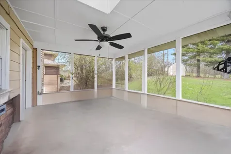 106 Blackhawk Drive Park Forest IL 60466