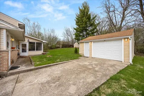 106 Blackhawk Drive Park Forest IL 60466
