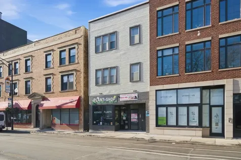 3240 North Clark Street Chicago IL 60657