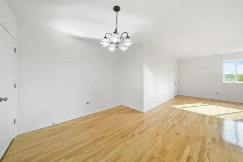 13906 Central Park Avenue Robbins IL 60472