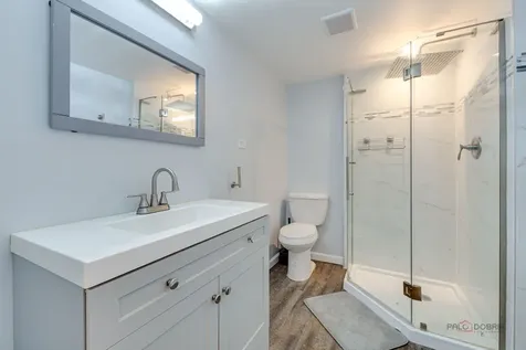 6149 North Karlov Avenue Chicago IL 60646