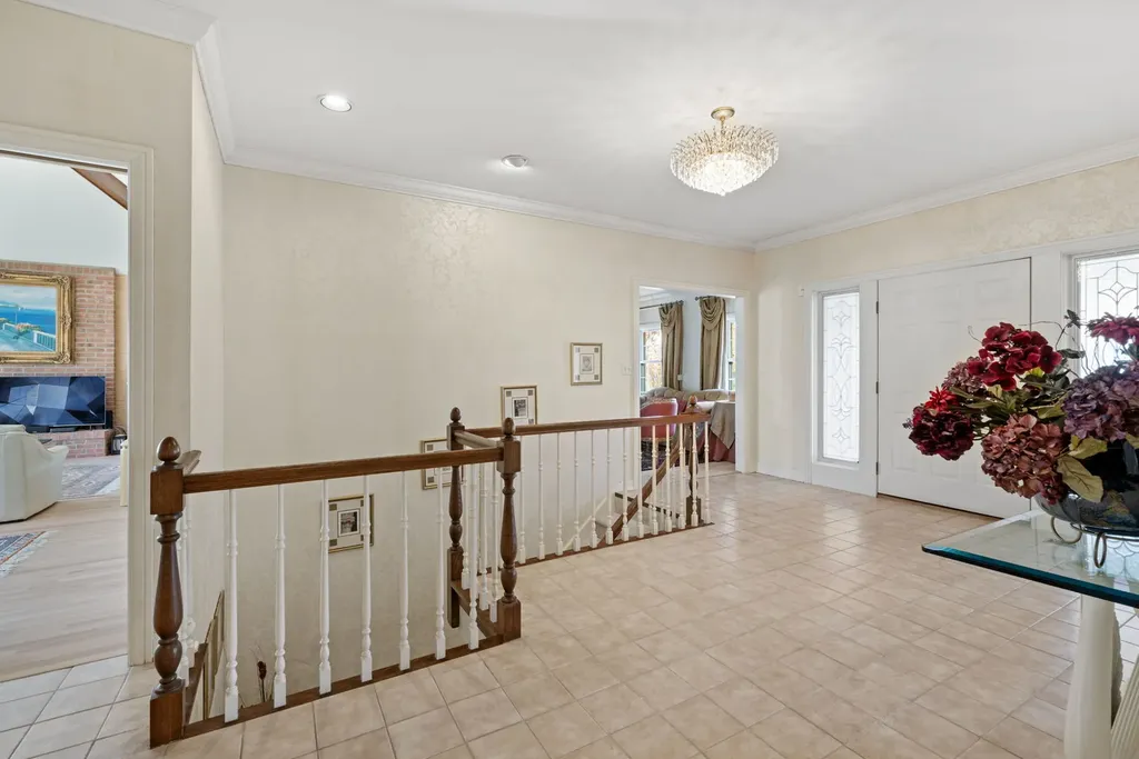 2016 Midwest Club Parkway Oak Brook IL 60523