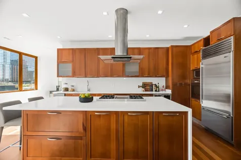 1152 West Fulton Market Chicago IL 60607
