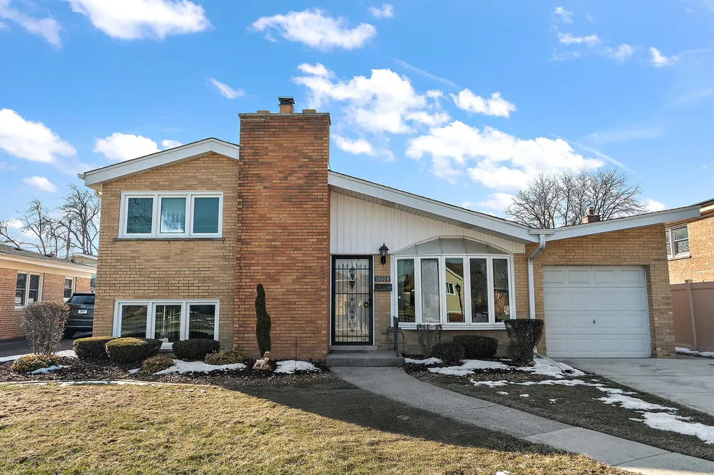 10008 Buell Court Oak Lawn IL 60453