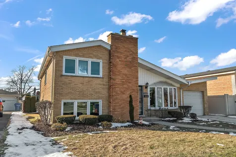 10008 Buell Court Oak Lawn IL 60453