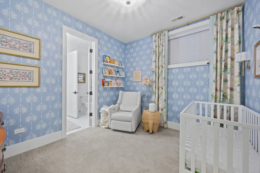 2759 West Lawrence Avenue Chicago IL 60625