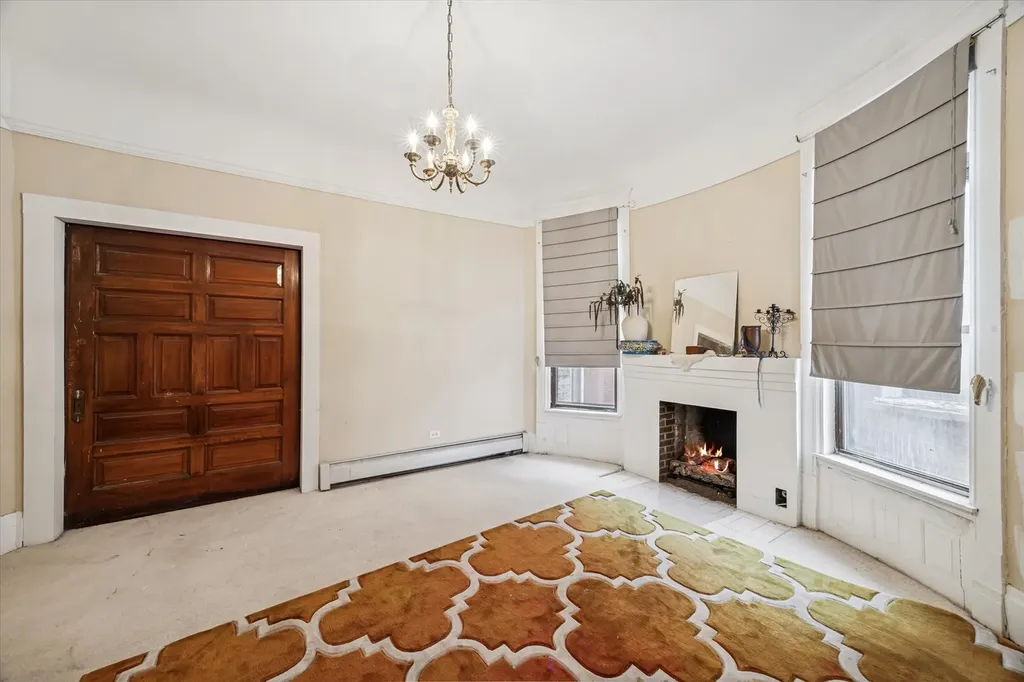 3736 South Michigan Avenue Chicago IL 60653