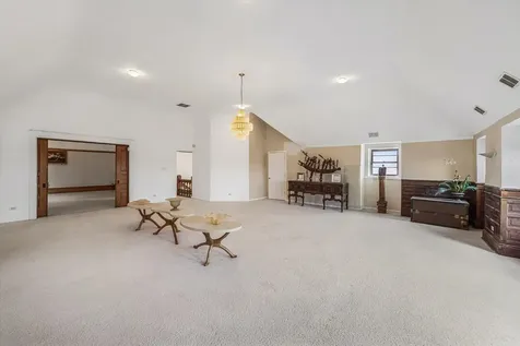 3736 South Michigan Avenue Chicago IL 60653