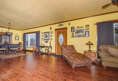 433 East Main Street Salem IL 62881