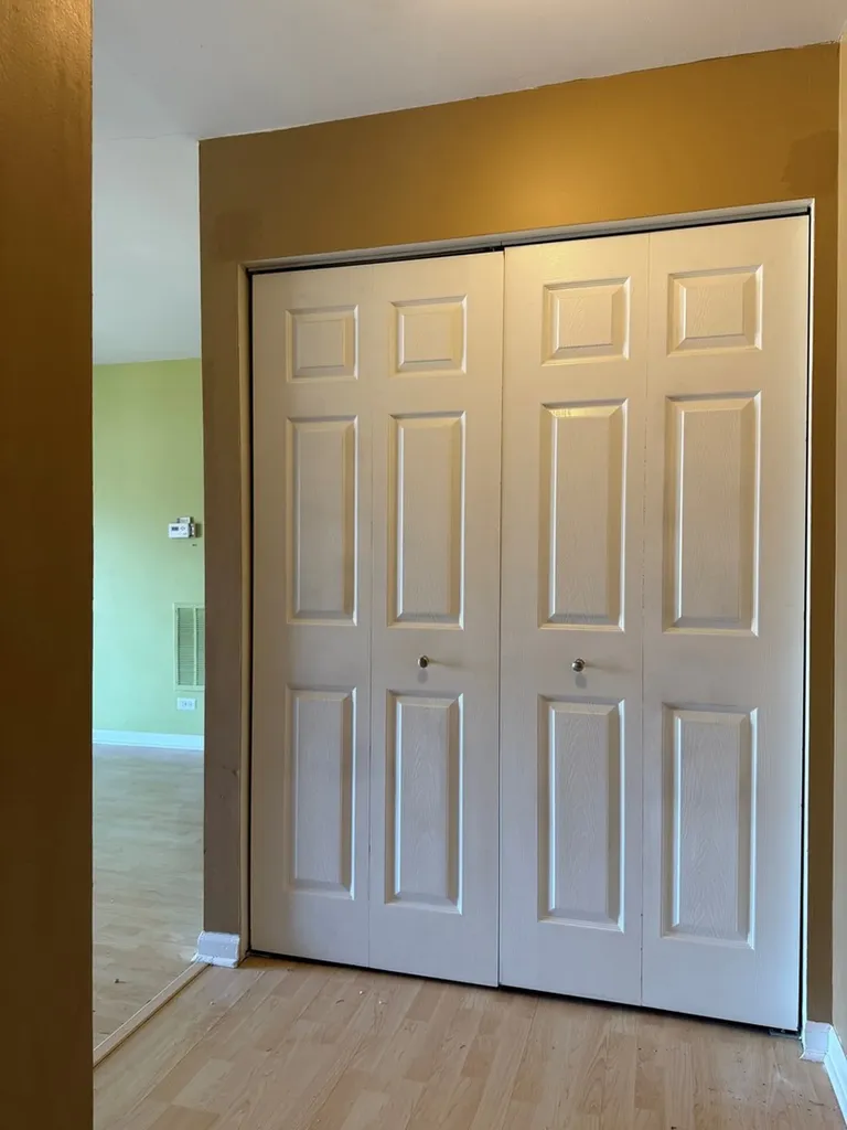 6S010 Steeple Run Drive Naperville IL 60540