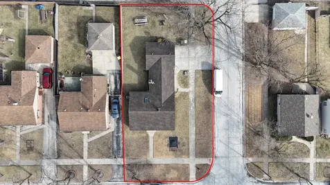 17057 Park Avenue Lansing IL 60438