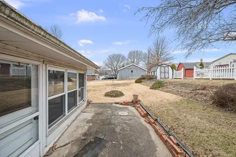 124 East Mill Street Kewanee IL 61443