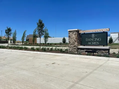 103 Foxtrot Lane Monticello IL 61856