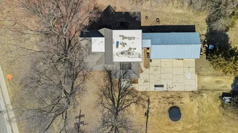 1502 South Galena Avenue Dixon IL 61021