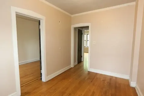 1923 West Winnemac Avenue Chicago IL 60640