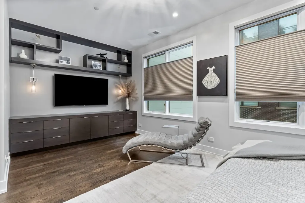 1303 West Diversey Parkway Chicago IL 60614
