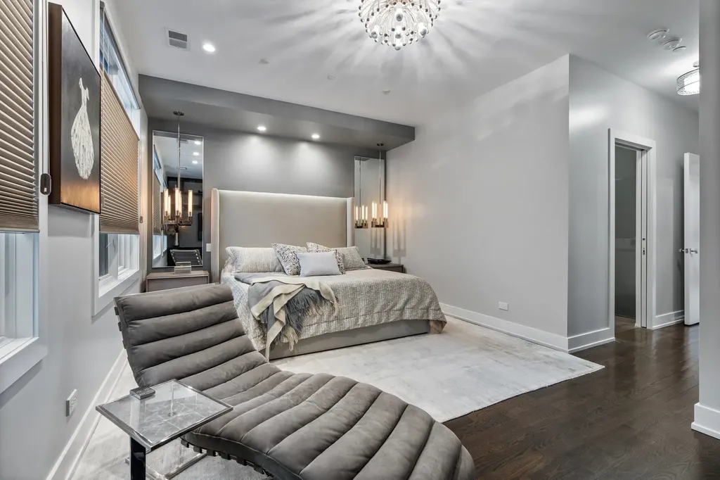 1303 West Diversey Parkway Chicago IL 60614
