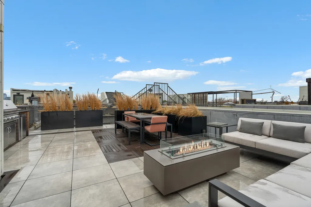 1303 West Diversey Parkway Chicago IL 60614