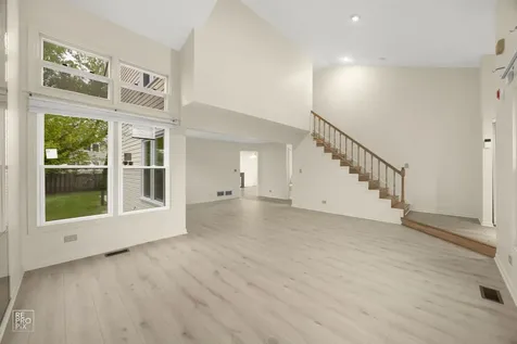 1002 Hobson Drive Buffalo Grove IL 60089