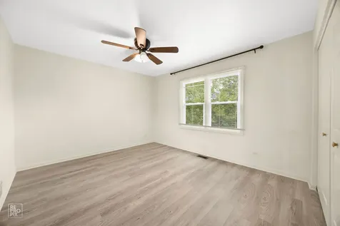1002 Hobson Drive Buffalo Grove IL 60089