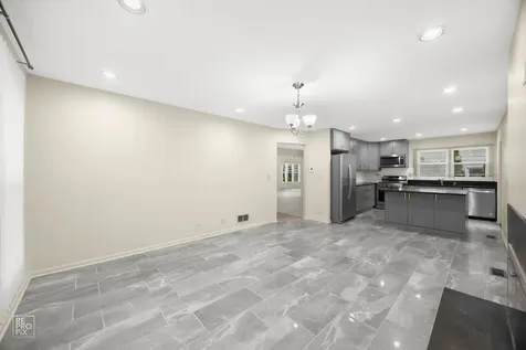 1002 Hobson Drive Buffalo Grove IL 60089