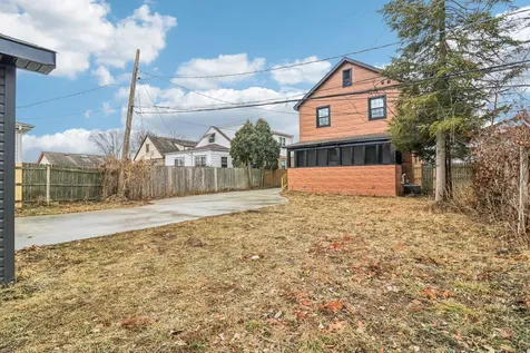1509 Center Street Des Plaines IL 60018