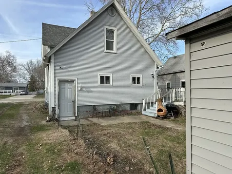 111 South Street Bradford IL 61421