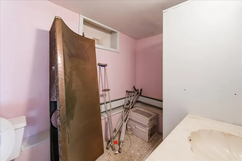 479 North Lake Street Aurora IL 60506