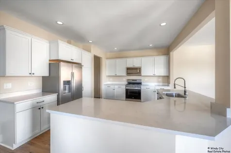 435 Haber Road Cary IL 60013