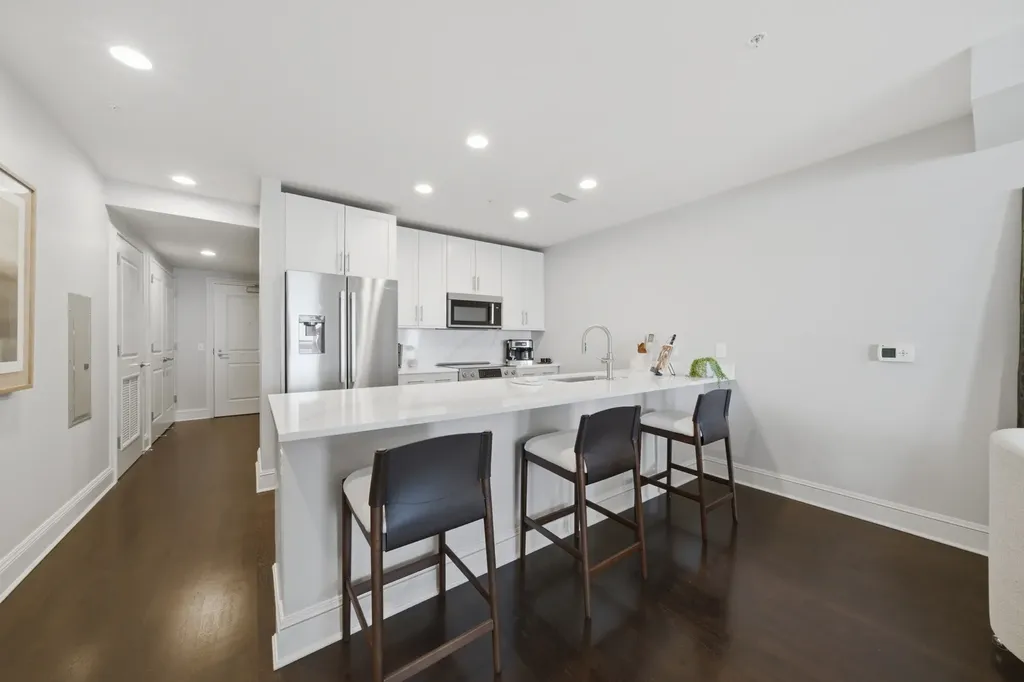 850 North Lake Shore Drive Chicago IL 60611