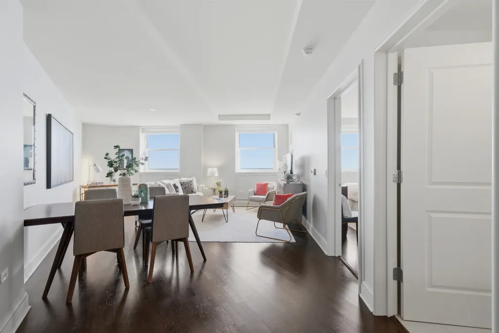850 North Lake Shore Drive Chicago IL 60611