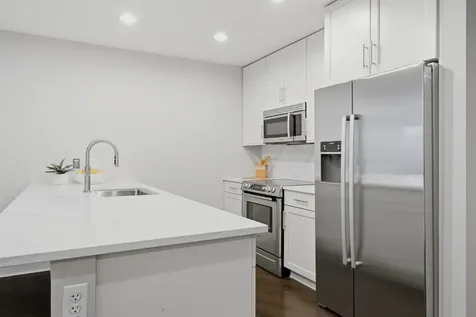 850 North Lake Shore Drive Chicago IL 60611