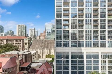 33 West Delaware Street Chicago IL 60610
