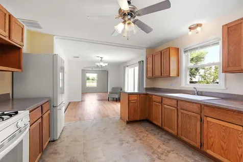 18145 Harlem Avenue Tinley Park IL 60477
