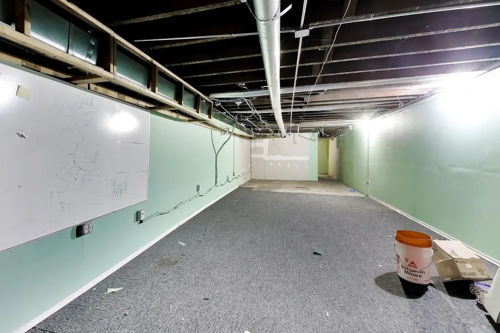 4505 South Indiana Avenue Chicago IL 60653