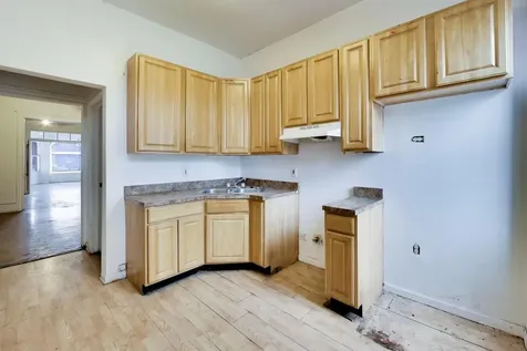 4505 South Indiana Avenue Chicago IL 60653