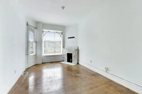 4505 South Indiana Avenue Chicago IL 60653