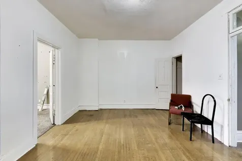 4505 South Indiana Avenue Chicago IL 60653