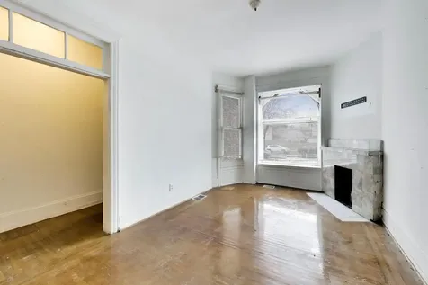 4505 South Indiana Avenue Chicago IL 60653