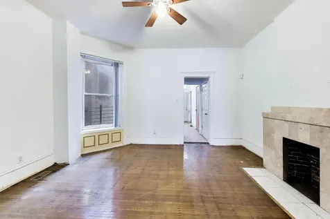4505 South Indiana Avenue Chicago IL 60653