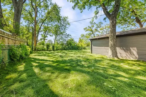 16752 Artesian Avenue Hazel Crest IL 60429