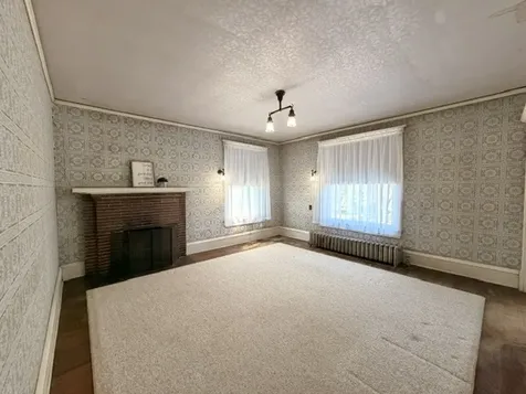 622 North Monroe Street Clinton IL 61727