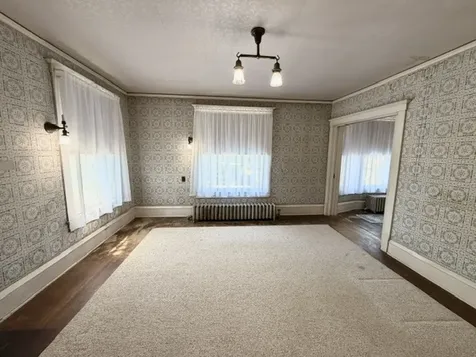 622 North Monroe Street Clinton IL 61727