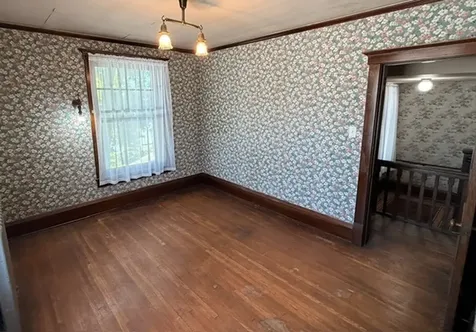 622 North Monroe Street Clinton IL 61727