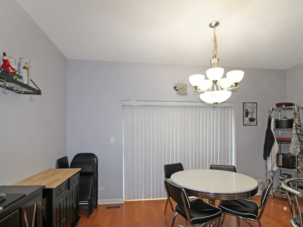 2409 West 32nd Place Chicago IL 60608
